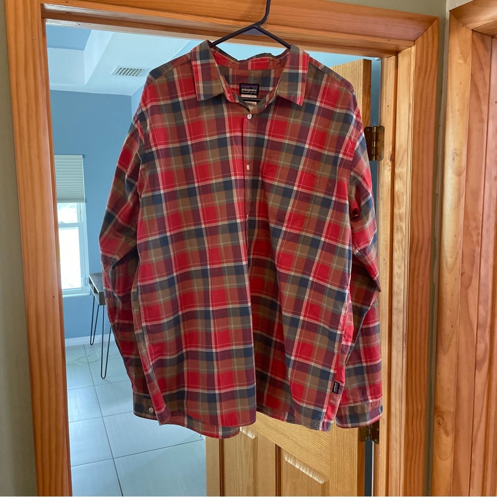 Patagonia Longsleeve Collared Shirt Men's Size XL